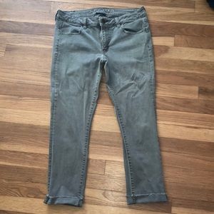 Last Call! American Eagle Cropped Jeggings
